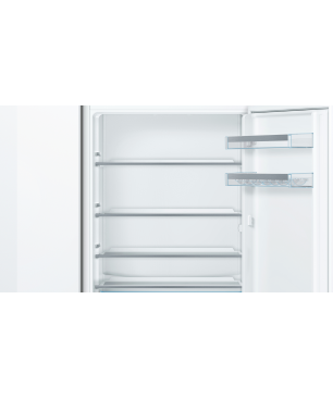 BOSCH KIV67VSF0 Serie 4 Kühlgefrierkombination (F, 245 kWh, 1446 mm hoch, k.A.)