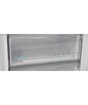SHARP SJ-BE237E00X-EU Kühlgefrierkombination (E, 218 kWh, 1770 mm hoch, Weiß)