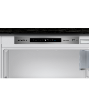 SIEMENS KI51RADE0 iQ500 Kühlschrank (E, 1397 mm hoch, k.A.)