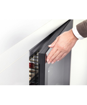 MIELE KWT 6312 UGS Weinklimaschrank (EEK G)