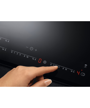 AEG HKA8548RAD Glaskeramikkochfeld (766 mm breit, 4 Kochfelder)