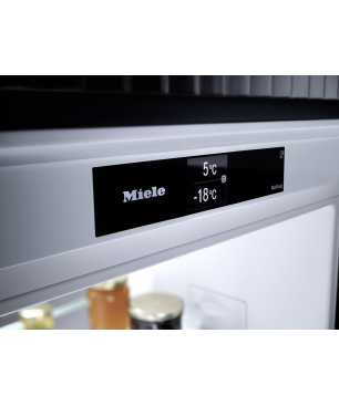 MIELE KFN 7744 E Kühl- / Gefrierkombination (E, 259 kWh, 1770 mm hoch, k.A.)
