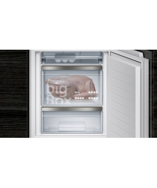 SIEMENS KI84FPDD0 iQ700 Kühlgefrierkombination (D, 195 kWh, 1772 mm hoch, k.A.)