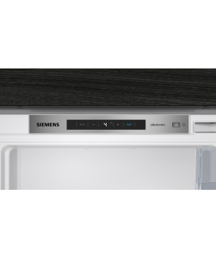 SIEMENS KI31RADF0 iQ500 Kühlschrank (F, 1021 mm hoch, k.A.)