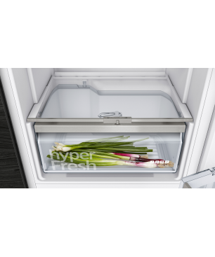 SIEMENS KI31RADF0 iQ500 Kühlschrank (F, 1021 mm hoch, k.A.)