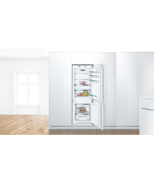 BOSCH KIS 77 AD D0 Serie 6 Kühlgefrierkombination (D, 166 kWh, 1578 mm hoch, k.A.)