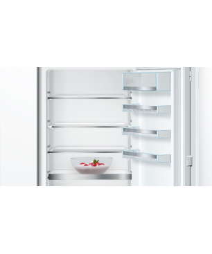 BOSCH KIS86AFE0 Serie 6 Kühlgefrierkombination (E, 219 kWh, 1772 mm hoch, k.A.)